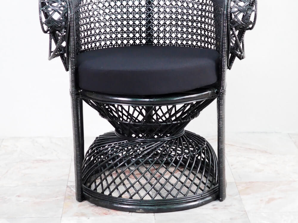 เก้าอี้หวายแท้ PISAMAI รุ่น PRINCESS CHAIR เก้าอี้นางงาม ขนาด 75*55*150 ซม. สีดำ